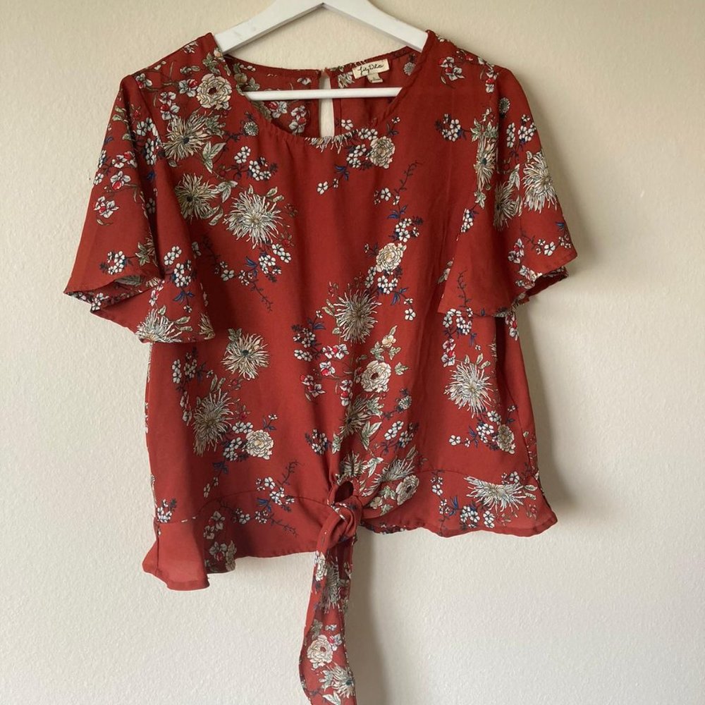 Floral top